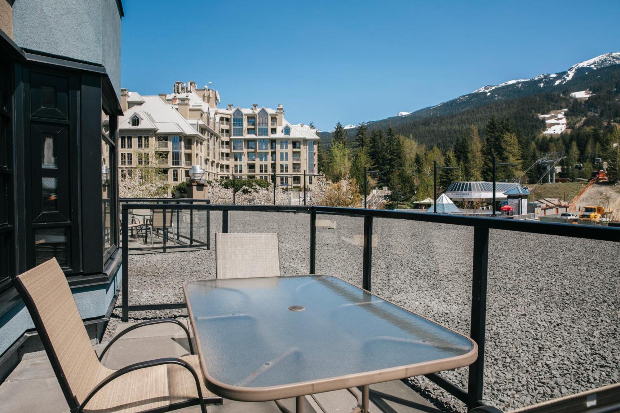 Carleton Lodge Уислър Екстериор снимка